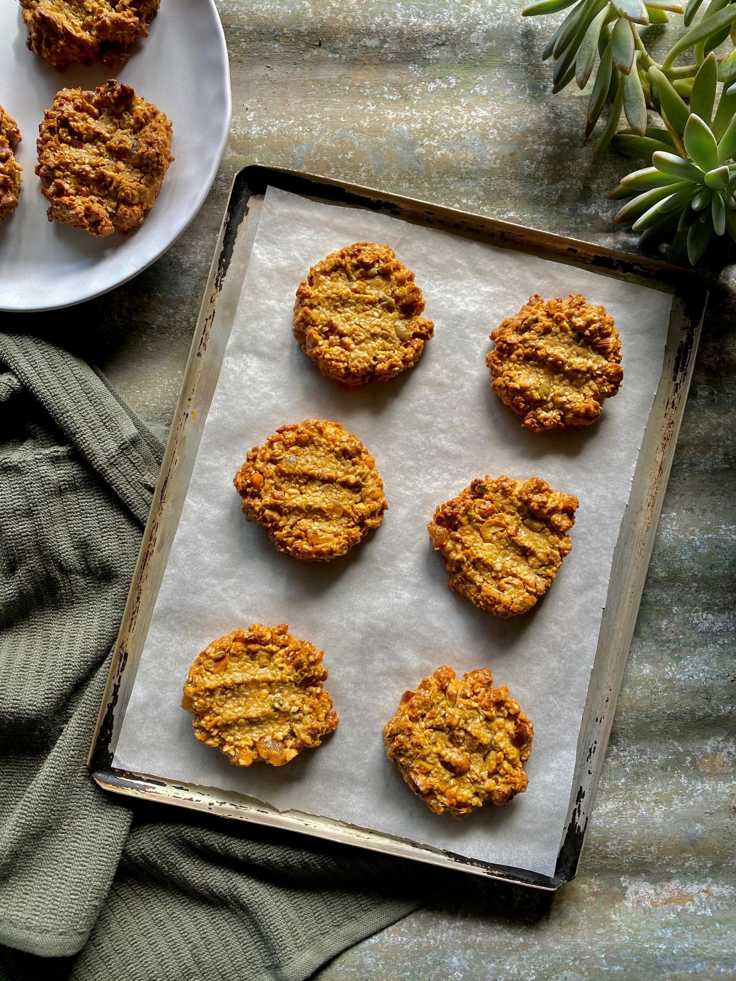 Recipe Ginger Nut Seed Biscuits